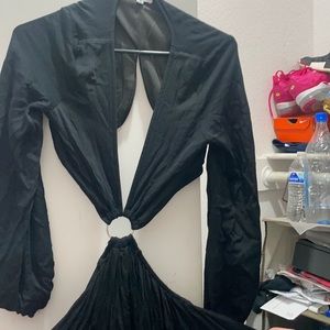 Cute maxi dress. All black only worn twice BTFL life brand